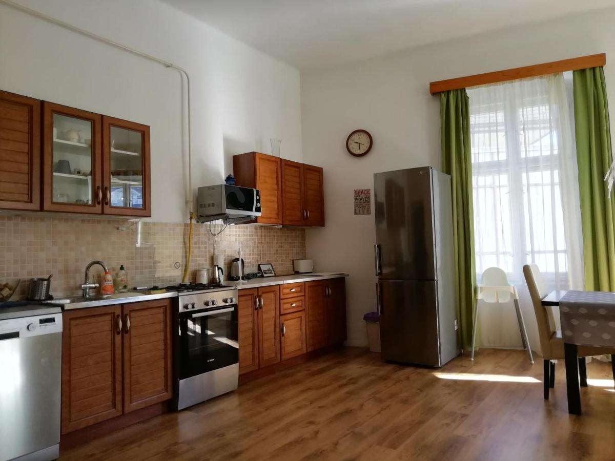 Anna Apartman Eger Luaran gambar